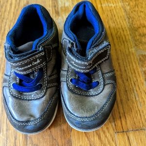 American eagle kids shoes